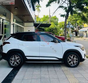 Xe Kia Seltos Deluxe 1.4 AT 2021