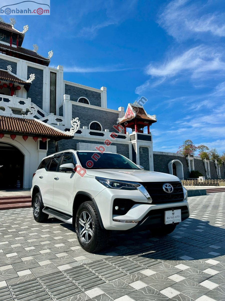 Toyota Fortuner 2.4L 4x2 AT 2022