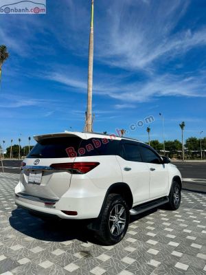 Xe Toyota Fortuner 2.4L 4x2 AT 2022