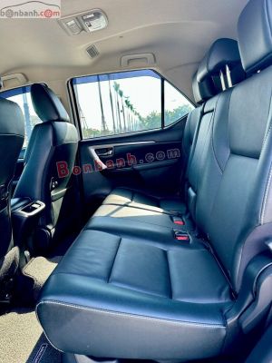 Xe Toyota Fortuner 2.4L 4x2 AT 2022