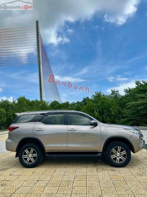 Xe Toyota Fortuner 2.4G 4x2 AT 2019