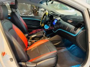 Xe Kia Cerato 1.6 MT 2017