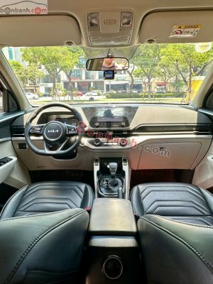 Xe Kia Carens 1.5G IVT 2024
