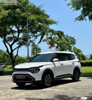 Xe Kia Carens 1.5G IVT 2024