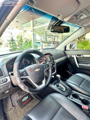 Xe Chevrolet Captiva Revv LTZ 2.4 AT 2016