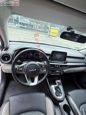 Xe Kia K3 Luxury 1.6 AT 2023