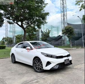 Xe Kia K3 Luxury 1.6 AT 2023