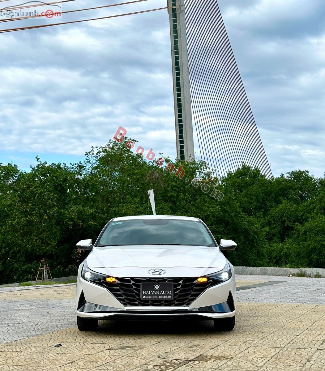 Hyundai Elantra 1.6 AT Đặc biệt 2024