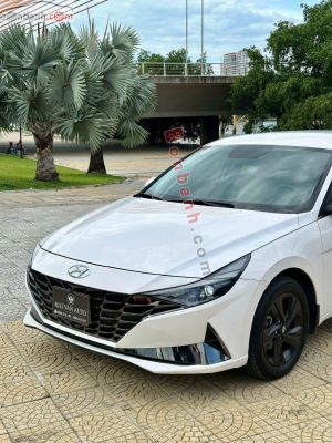 Xe Hyundai Elantra 1.6 AT Đặc biệt 2024